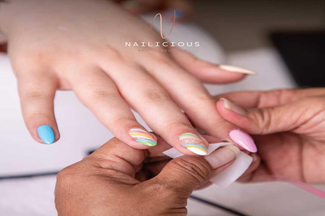 Nailicious Nails Lounge Banner