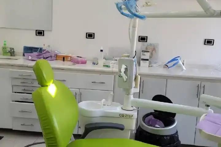 عيادات المرديني لطب الاسنان Banner
